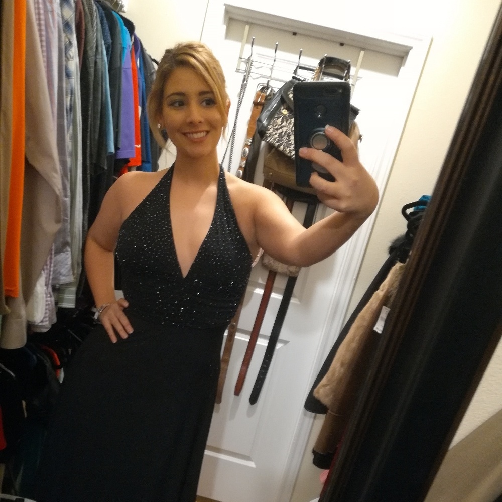 Morgan and Co formal deep v beaded halter dress - Picture 5 of 6